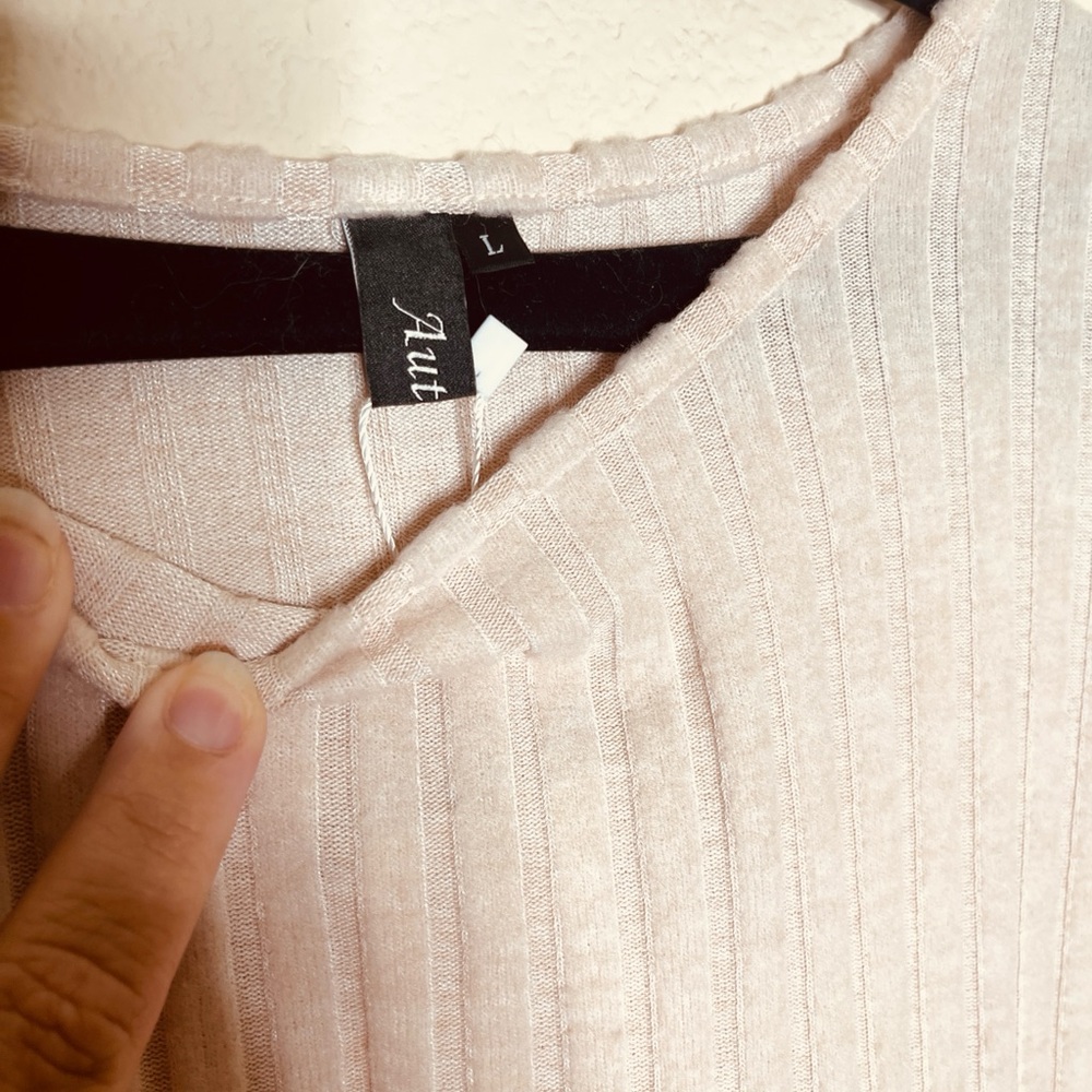 NWT Women’s Short Sleeve Ribbed Top Size L AUTOMET - Picture 6 of 11